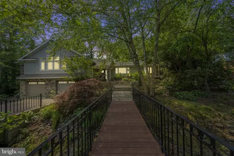 1120 Francis Hammond Pkwy, Alexandria, VA 22302