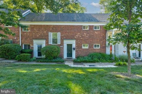 3622 Valley Dr #3622, Alexandria, VA 22302