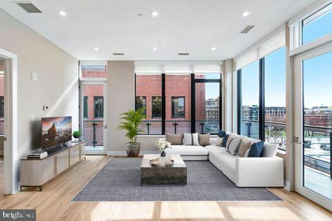 801 N Fairfax St #217, Alexandria, VA 22314