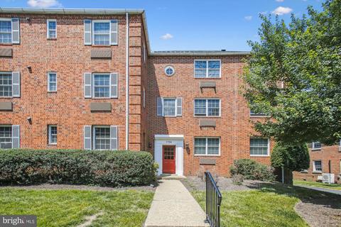 1734 W Abingdon Dr #201, Alexandria, VA 22314