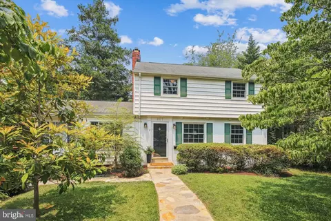 607 Beverly Dr, Alexandria, VA 22305