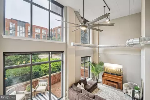 520 John Carlyle St #109, Alexandria, VA 22314