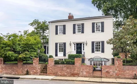 827 S Royal St, Alexandria, VA 22314