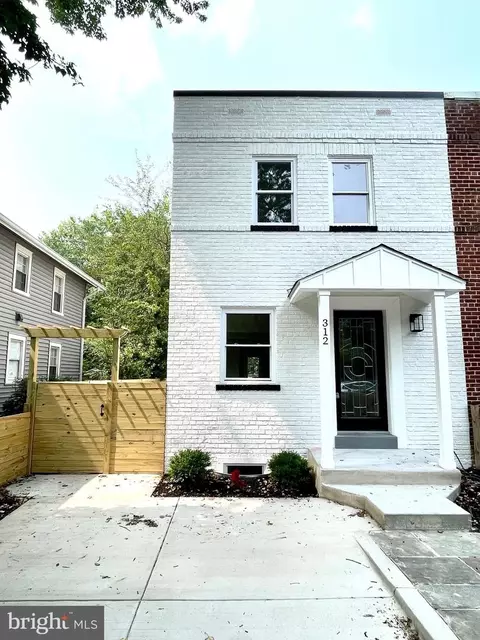 312 Duncan Ave, Alexandria, VA 22301