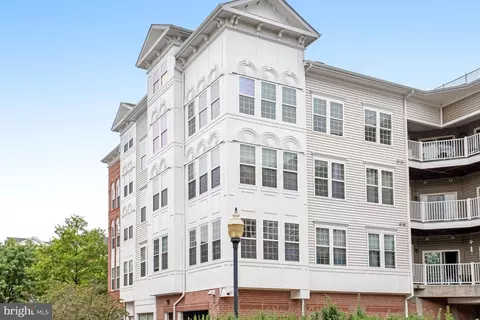 191 Somervelle St #411, Alexandria, VA 22304