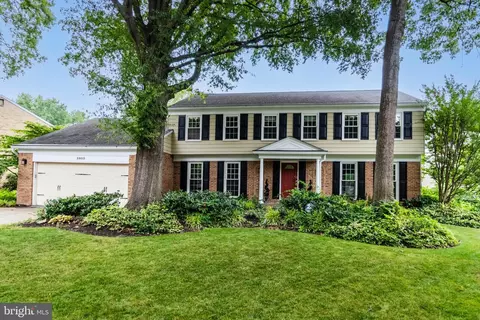 3803 Colonel Ellis Ave, Alexandria, VA 22304