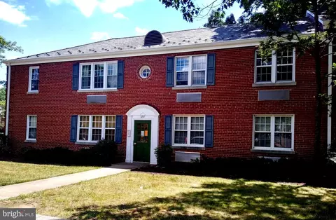 3207 Commonwealth Ave #D, Alexandria, VA 22305