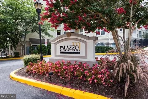 4560 Strutfield Ln #1313, Alexandria, VA 22311