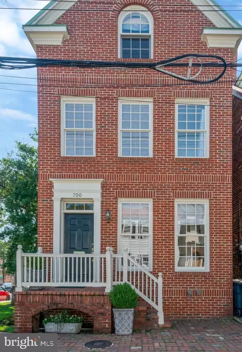 700 S Lee St, Alexandria, VA 22314