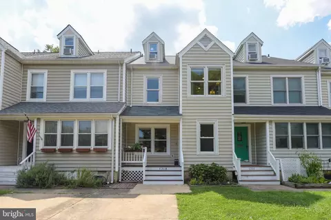 1318 Dewitt Ave, Alexandria, VA 22301