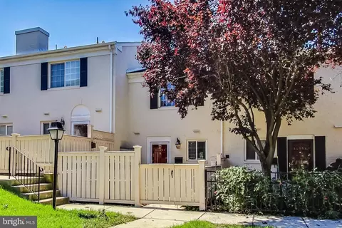 1405 N Van Dorn St #B, Alexandria, VA 22304