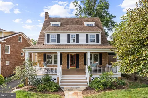 204 Elm St, Alexandria, VA 22301