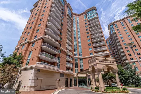 3101 N Hampton Dr #409, Alexandria, VA 22302