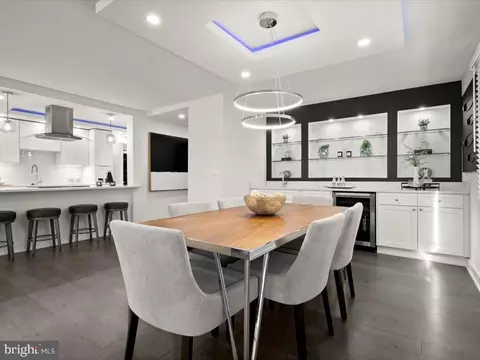 6101 Edsall Rd #301, Alexandria, VA 22304