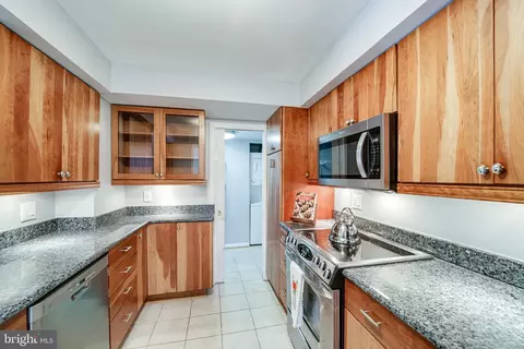 545 E Braddock Rd #308, Alexandria, VA 22314