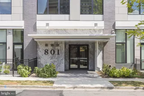 801 N Fairfax St #313, Alexandria, VA 22314