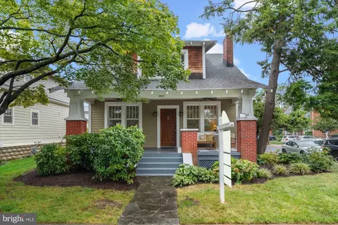 2612 Terrett Ave, Alexandria, VA 22301