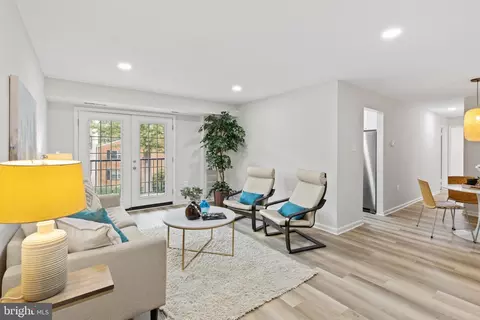 5915 Mayflower Ct #103, Alexandria, VA 22312