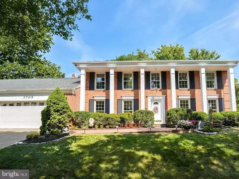 3705 Fort Worth Ave, Alexandria, VA 22304