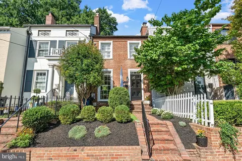 819 S Royal St, Alexandria, VA 22314