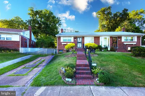 119 Jasper Pl, Alexandria, VA 22304