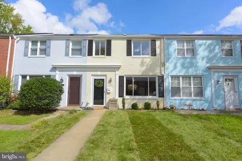 1431 Woodbine St, Alexandria, VA 22302