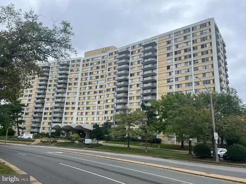 301 N Beauregard St #712, Alexandria, VA 22312