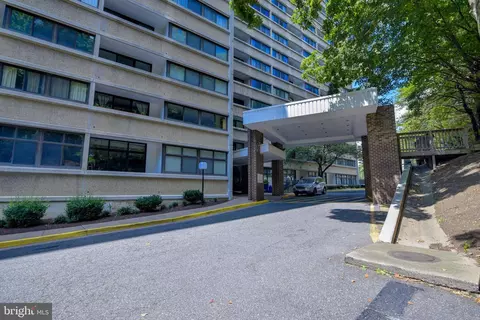 5911 Edsall Rd #204, Alexandria, VA 22304