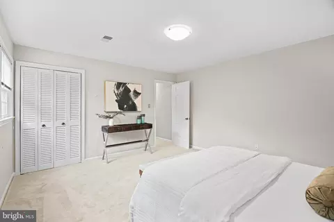 3908 Gresham Pl, Alexandria, VA 22305 photo 38