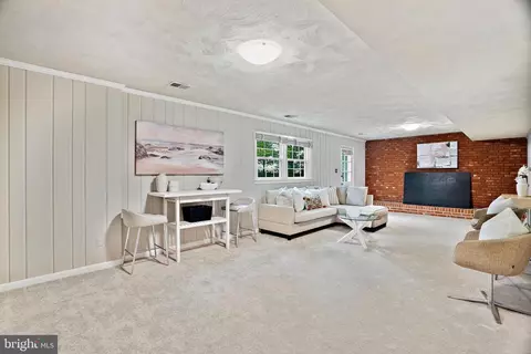 3908 Gresham Pl, Alexandria, VA 22305 photo 32