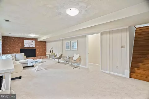 3908 Gresham Pl, Alexandria, VA 22305 photo 33