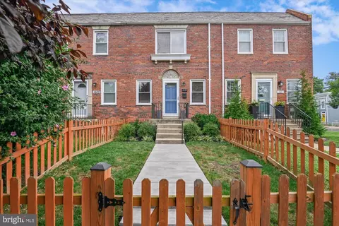 1603 Princess St, Alexandria, VA 22314