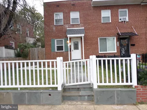 129 W Reed Ave, Alexandria, VA 22305