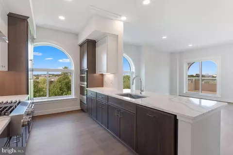 625 Slaters Ln #403, Alexandria, VA 22314