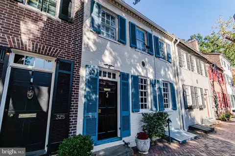 323 Queen St, Alexandria, VA 22314