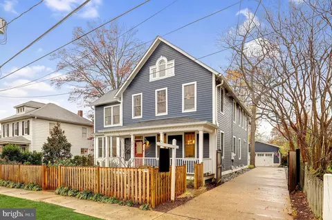 206 Laverne Ave, Alexandria, VA 22305