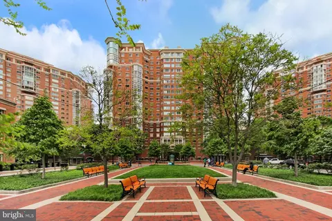 2181 Jamieson Ave #608, Alexandria, VA 22314