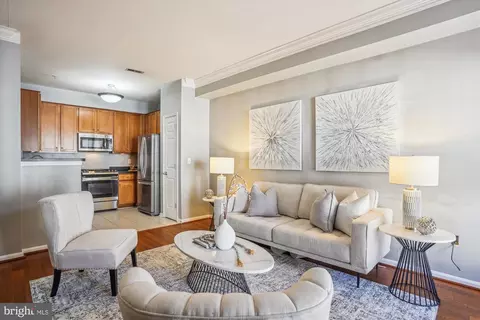 4854 Eisenhower Ave #351, Alexandria, VA 22304