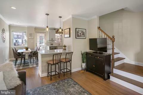 713 S Fayette St, Alexandria, VA 22314