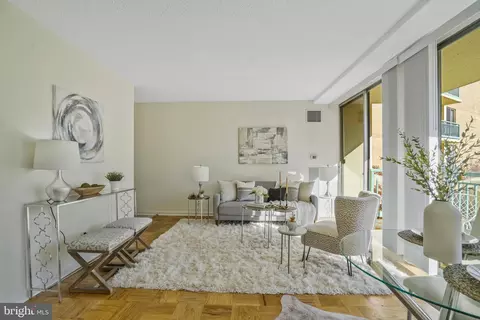 501 Slaters Ln #110, Alexandria, VA 22314