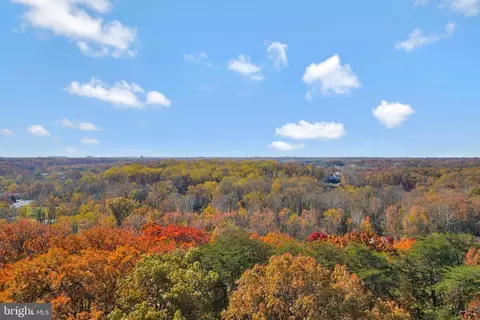 309 Yoakum Pkwy #1607, Alexandria, VA 22304