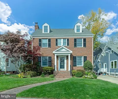 23 W Glendale Ave, Alexandria, VA 22301