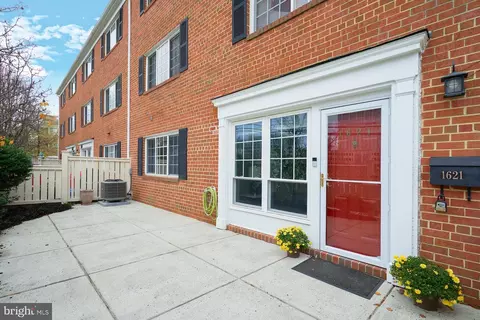 1621 N Van Dorn St, Alexandria, VA 22304