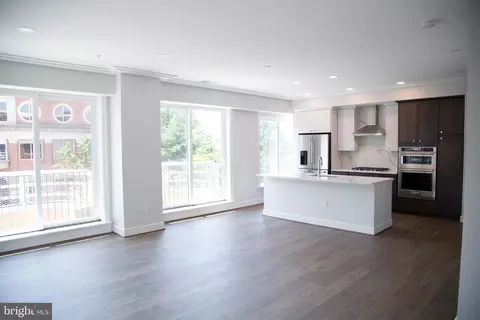 625 Slaters Ln #307W, Alexandria, VA 22314