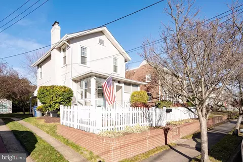 16 E Masonic View Ave, Alexandria, VA 22301