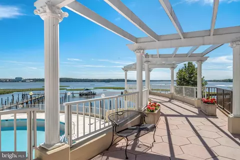 1250 S Washington St #204, Alexandria, VA 22314