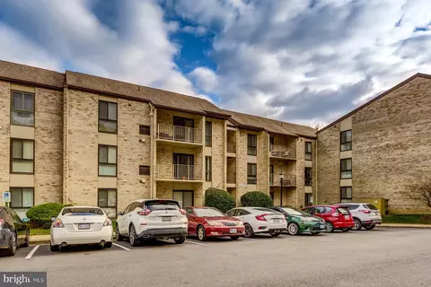 6147 Edsall Rd #I, Alexandria, VA 22304