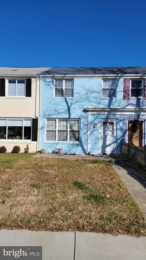 1429 Woodbine St, Alexandria, VA 22302