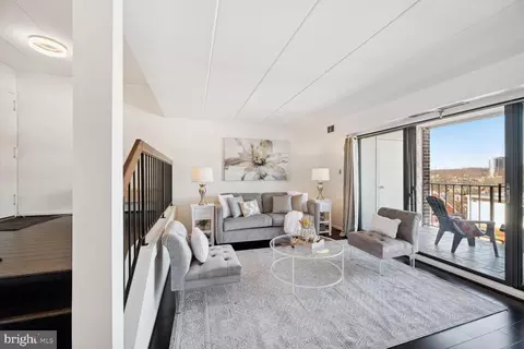 114 Roberts Ln #201, Alexandria, VA 22314