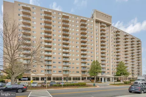 1225 Martha Custis Dr #1111, Alexandria, VA 22302